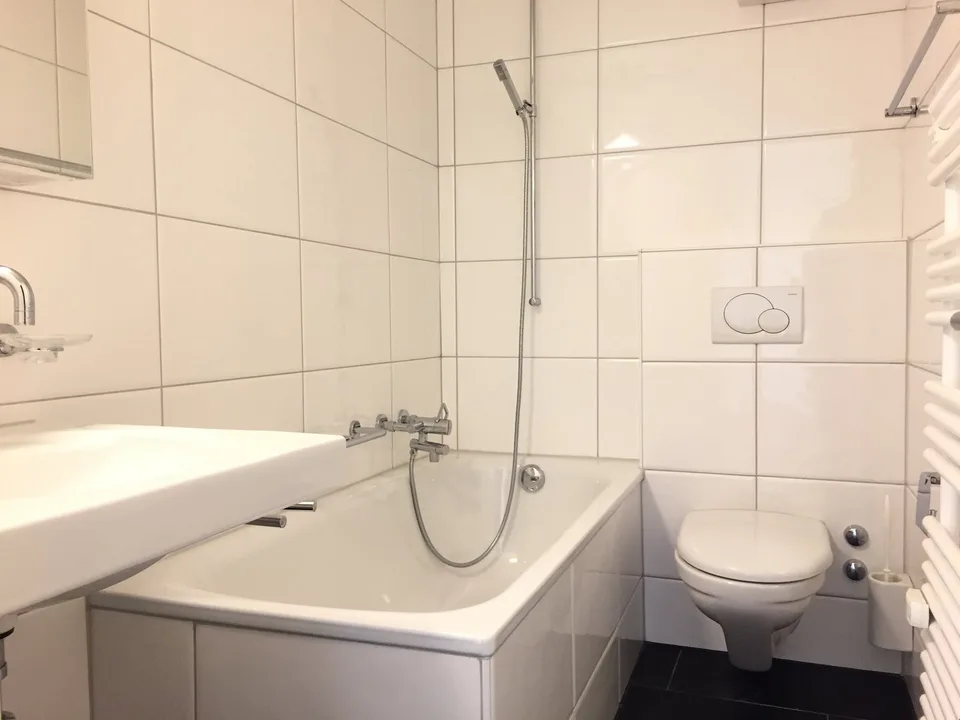 Zu vermieten ruhig gelegene, sonnige 3.5 Zimmerwohnung!