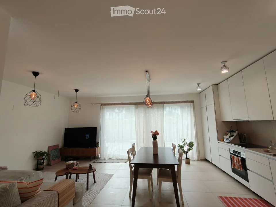 Appartement spacieux de 4,5 pièces neuf à Mollis, GL