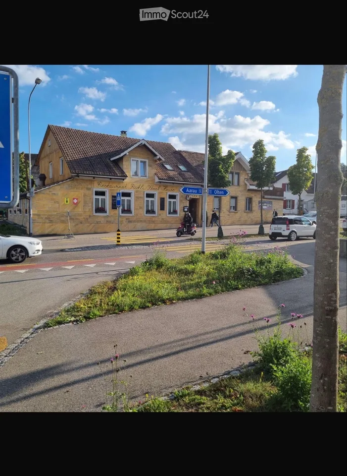 House with Restaurant and Bar for Rent