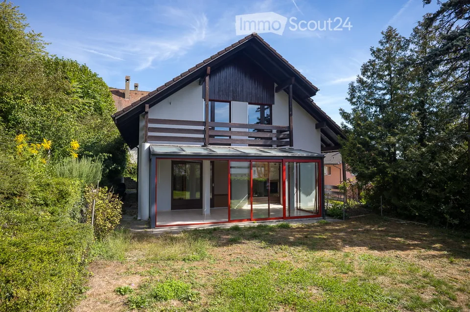 Familienfreundliches 5.5-Zimmer-Einfamilienhaus an ruhiger Lage in Brugg AG