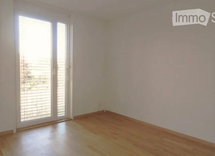 Charmante 2-Zimmer-Wohnung mit Balkon und schöner Aussicht in Zollikofen