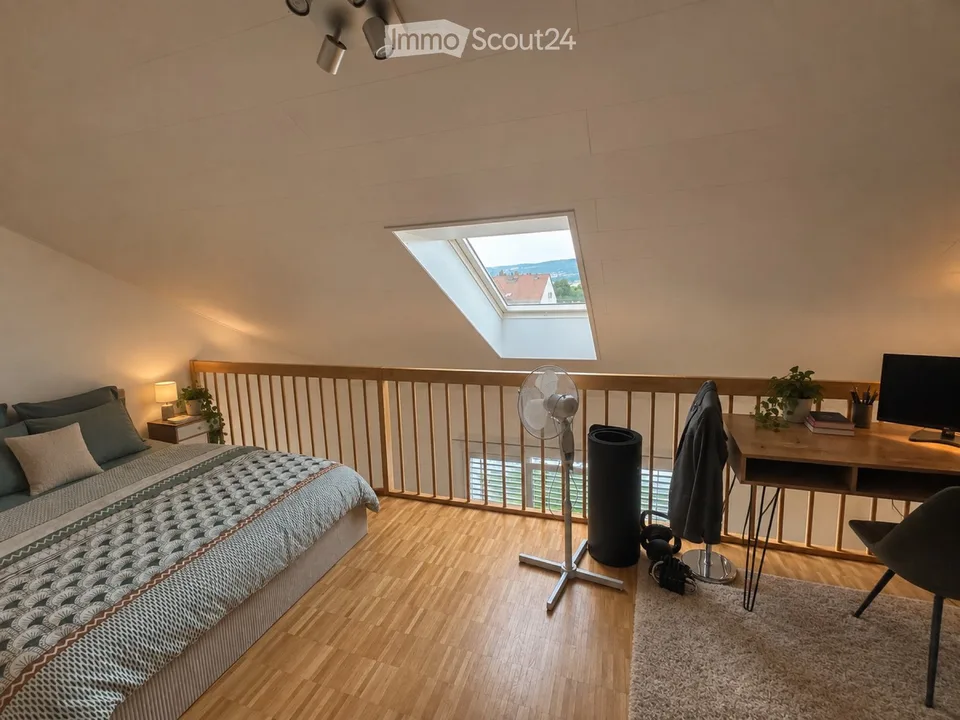Geräumiges Duplex von 3.5 Zimmern mit großer Mezzanine