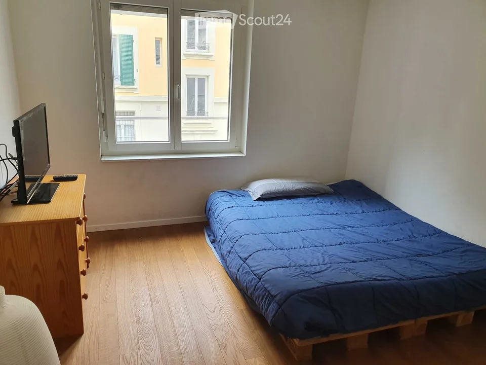 Zimmer in einer geräumigen Wohngemeinschaft – Foto 4 von 5