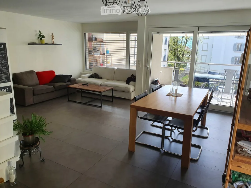 Zimmer in einer geräumigen Wohngemeinschaft – Foto 2 von 5