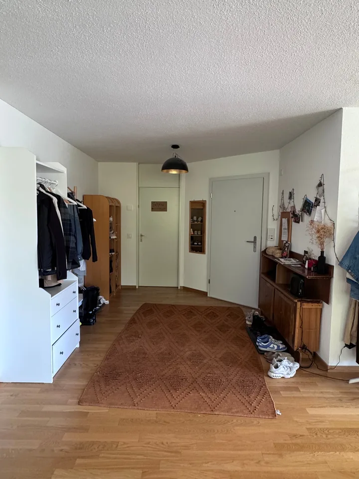 Gemütliches, helles WG-Zimmer zu vermieten