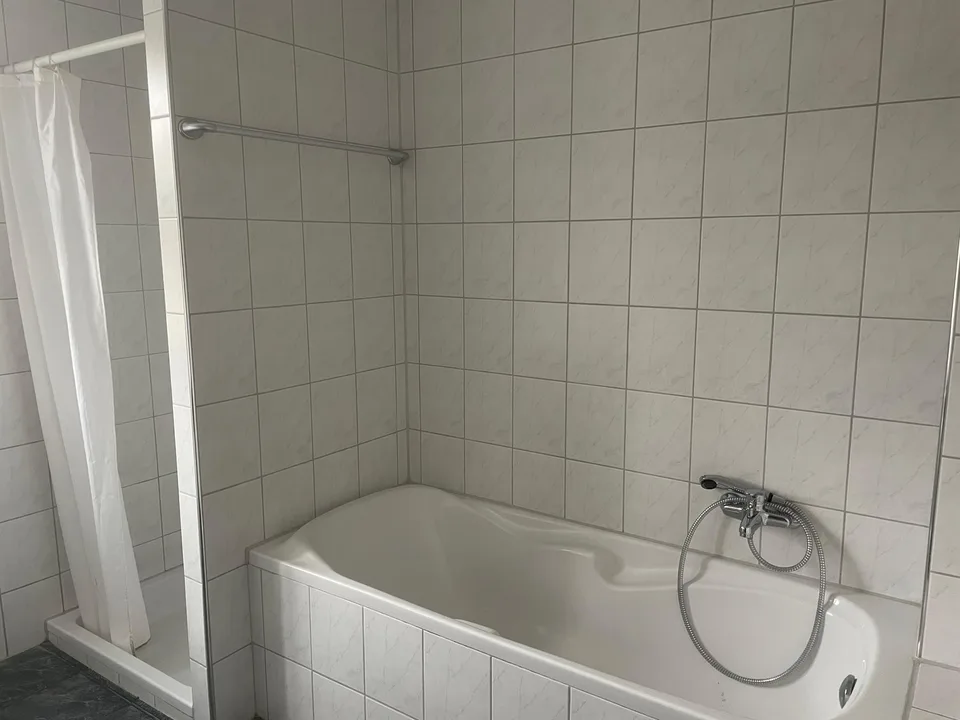 3-Bedroom Apartment in a Green Setting (2 Months of Ancillary Costs Free)