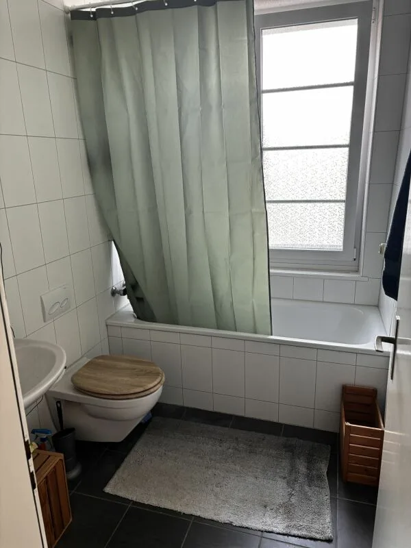 2 bedroom apartment on the 1st floor