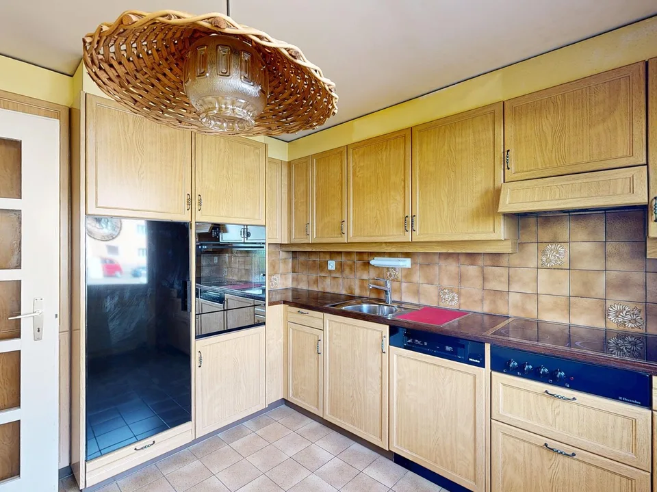 Casa a schiera di 5,5 locali in una zona residenziale popolare a Muttenz – foto 4 di 16