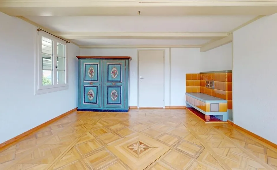 Un edificio residenziale unico e bellissimo con tre appartamenti enormi, che potrebbero anche essere ideali come ufficio – foto 19 di 29