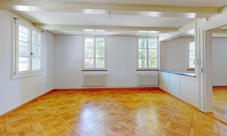 Un edificio residenziale unico e bellissimo con tre appartamenti enormi, che potrebbero anche essere ideali come ufficio – foto 21 di 29
