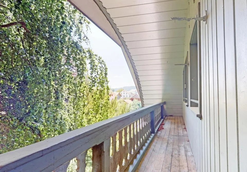 Un edificio residenziale unico e bellissimo con tre appartamenti enormi, che potrebbero anche essere ideali come ufficio – foto 28 di 29
