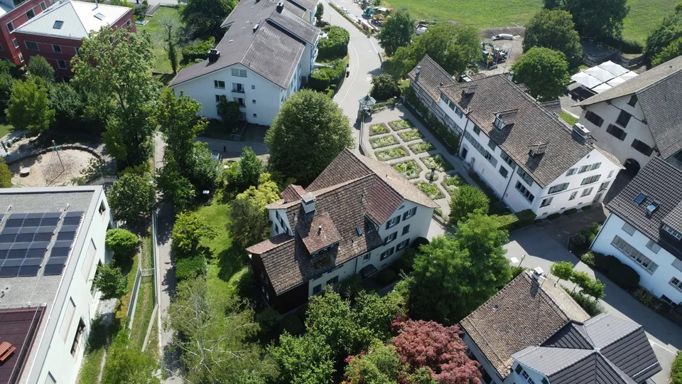 Maison multifamiliale entièrement louée à Herrliberg – photo 4 sur 5