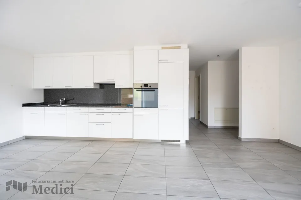 Moderne 3.5 pièces dans un emplacement stratégique – photo 2 sur 15
