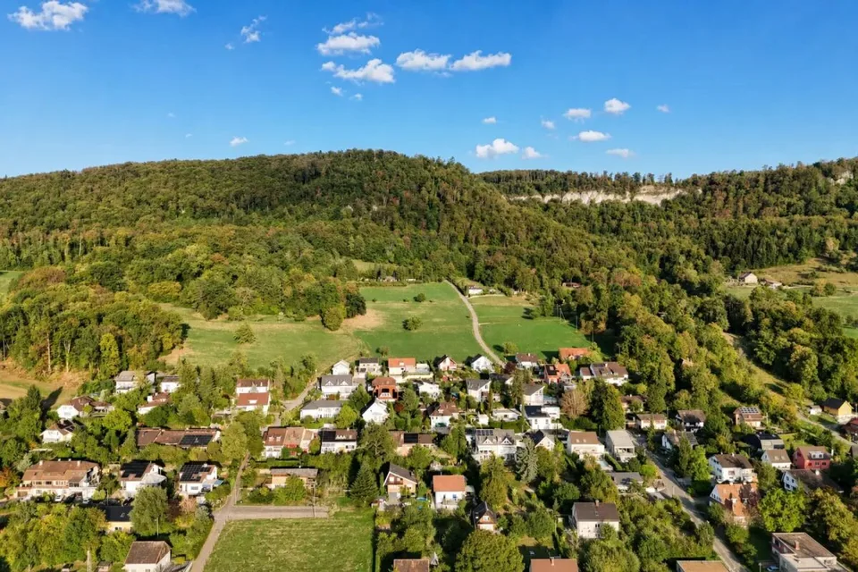 1'507 m2 Bauland an sonniger Lage mit renovationsbedürftigem Einfamilienhaus – Foto 18 von 20