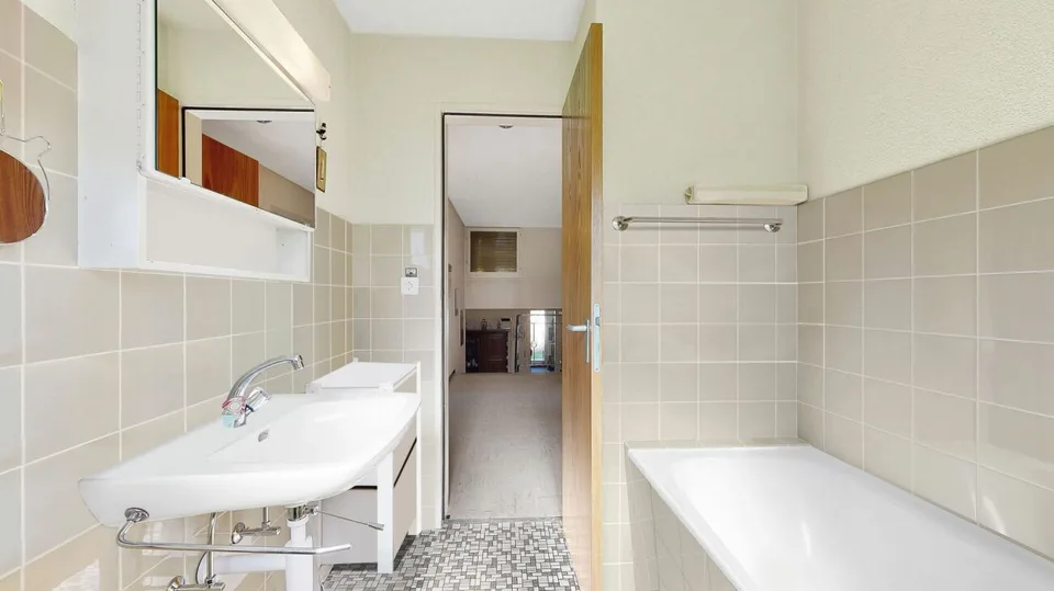 1'507 m2 Bauland an sonniger Lage mit renovationsbedürftigem Einfamilienhaus – Foto 11 von 20