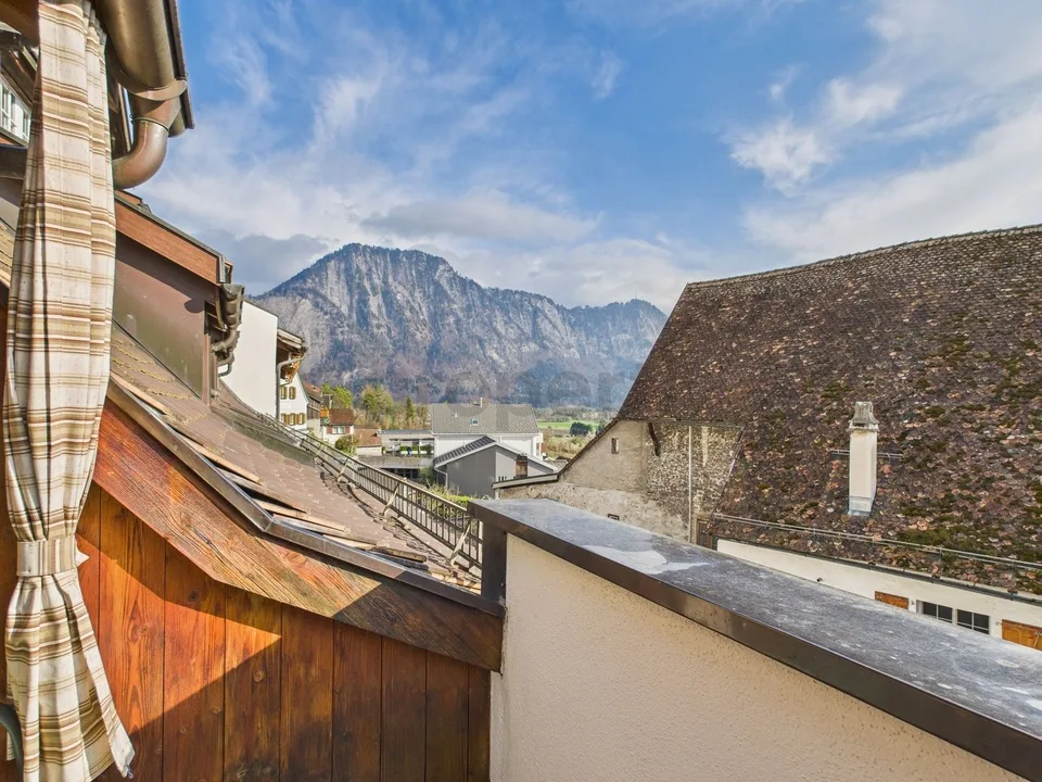 Appartamento mansardato di 5,5 locali con charme nel centro del villaggio di Malans – foto 25 di 26