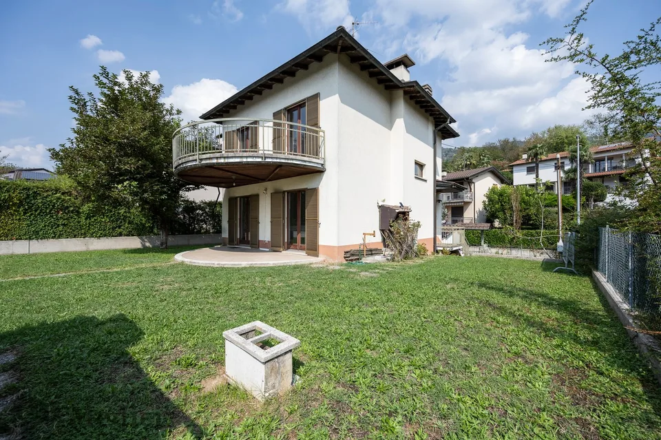 Maison unifamiliale avec grand jardin – photo 2 sur 19