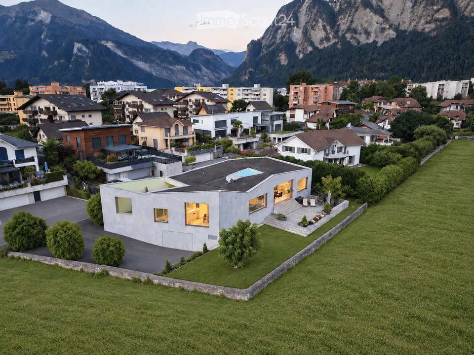 Proprietà architettonica eccezionale con vista imprenabile – foto 2 di 5