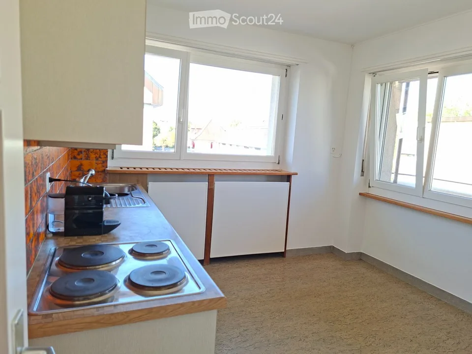 Grand, charmant et central appartement 4.5 pièces avec balcon/rénové