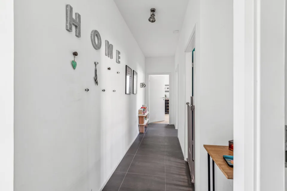 La Chaux-de-Fonds, spacieux appartement de 3,5 pièces (105 m2) avec place de parc extérieure – photo 9 sur 20