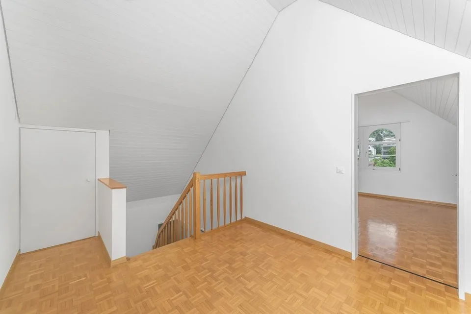 2.5-Zimmer-Wohnung in Aesch ZH zu vermieten