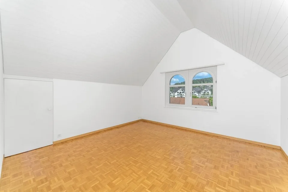 2.5-Zimmer-Wohnung in Aesch ZH zu vermieten