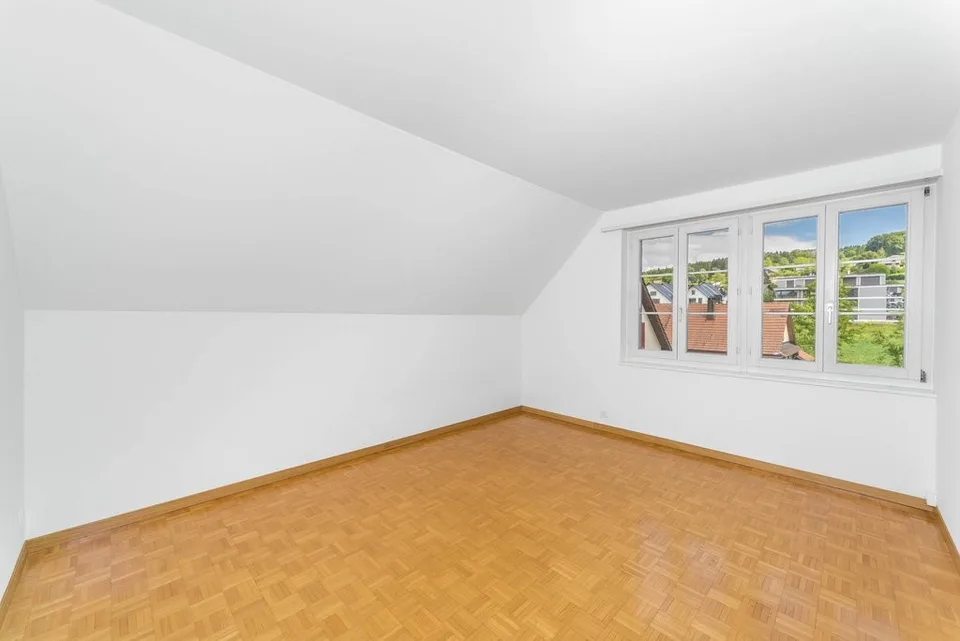 2.5-Zimmer-Wohnung in Aesch ZH zu vermieten