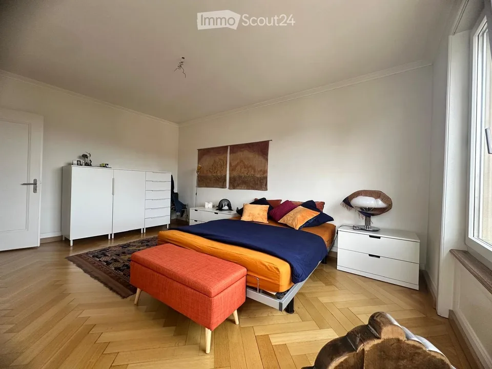 Grand appartement 3.5 pièces en attique à Yverdon (centre)