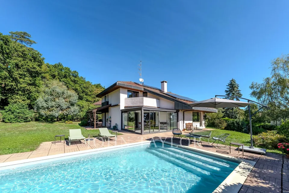 Villa avec piscine, vue lac et Mont-Blanc – photo 15 sur 26