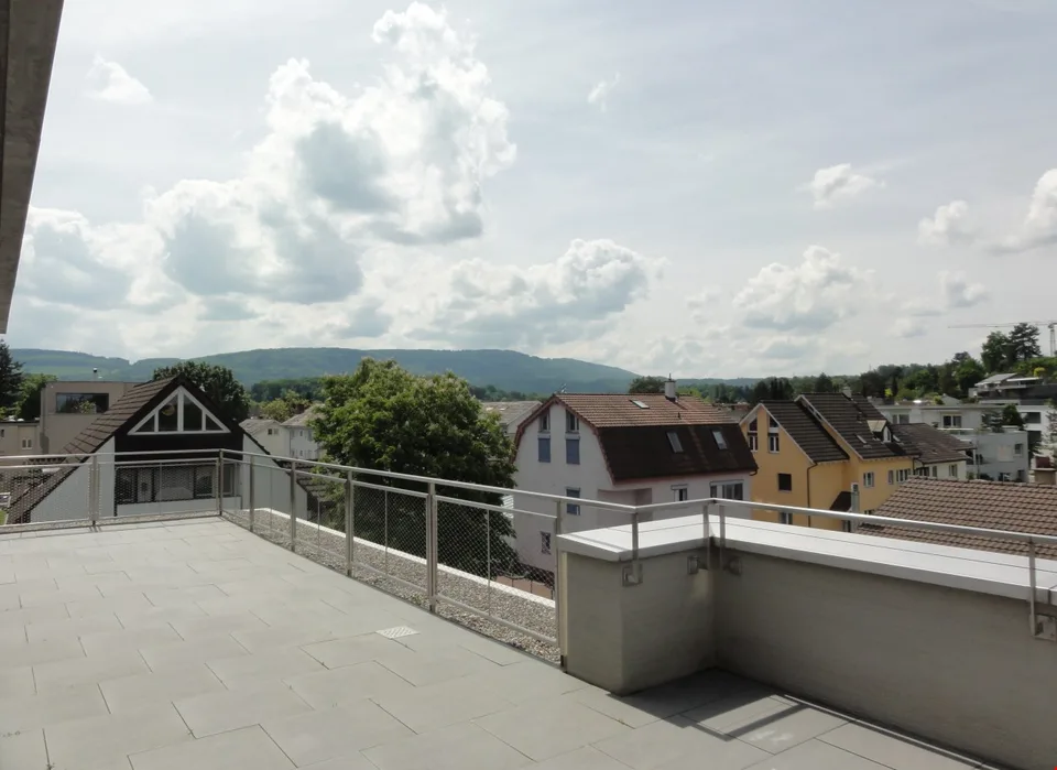 Appartement en duplex de 2,5 pièces avec terrasse sur le toit de 78m2