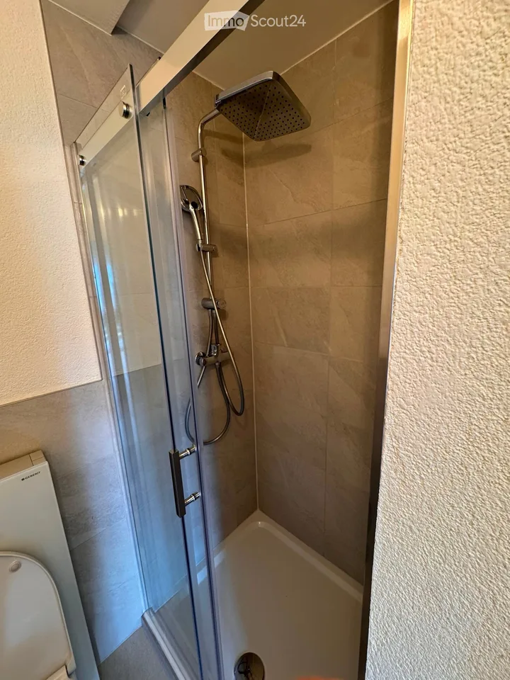 Charmant appartement de 2,5 pièces avec balcon et vue sur les montagnes à Bürchen – photo 7 sur 8