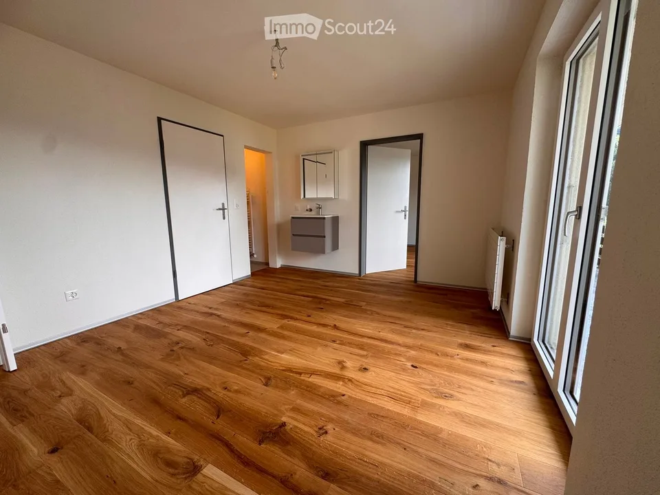Charmant appartement de 2,5 pièces avec balcon et vue sur les montagnes à Bürchen – photo 6 sur 8