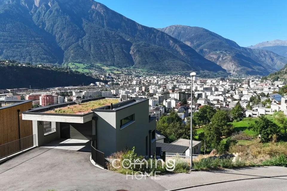 Neuwertiges Einfamilienhaus mit toller Bergsicht in Naters – Foto 2 von 30