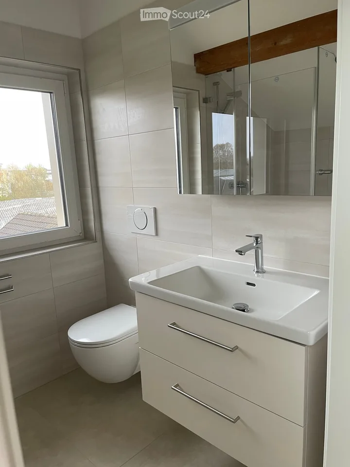 1.5-room attic loft with character and a great view in Horn
