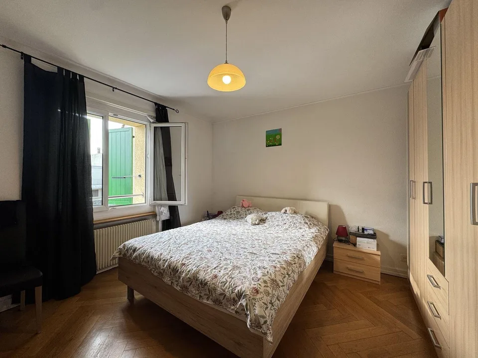 Appartement de 4 pièces et poste de conciergerie