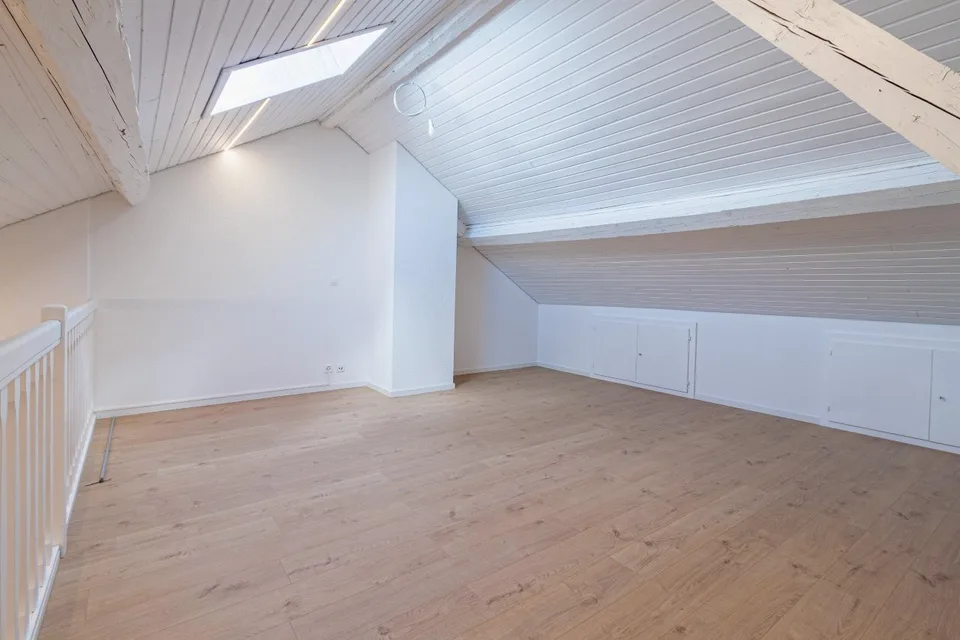 Viel Charme für diese 4,5-Zimmer-Wohnung in Cossonay-Ville – Foto 10 von 17