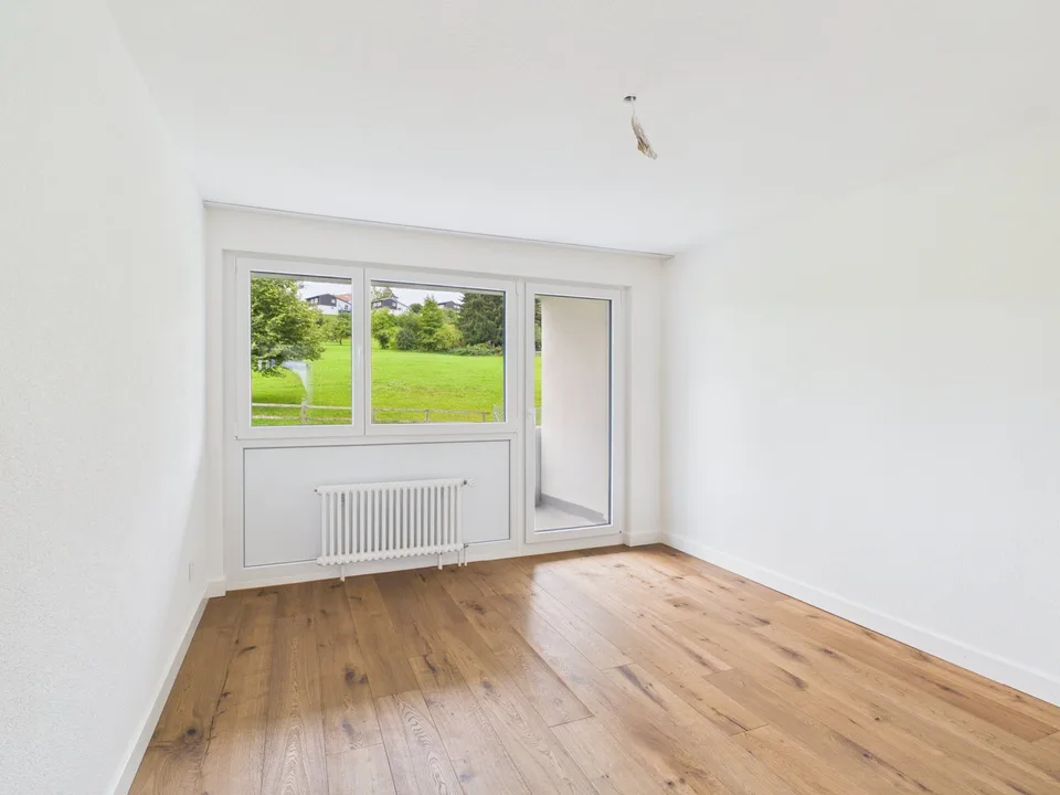 Helle 4.5-Zimmer-Wohnung mit Balkon und schöner Aussicht in Speicher AR