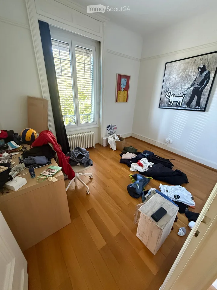 Geräumige 5-Zimmer-Wohnung mit Aussicht in Pully