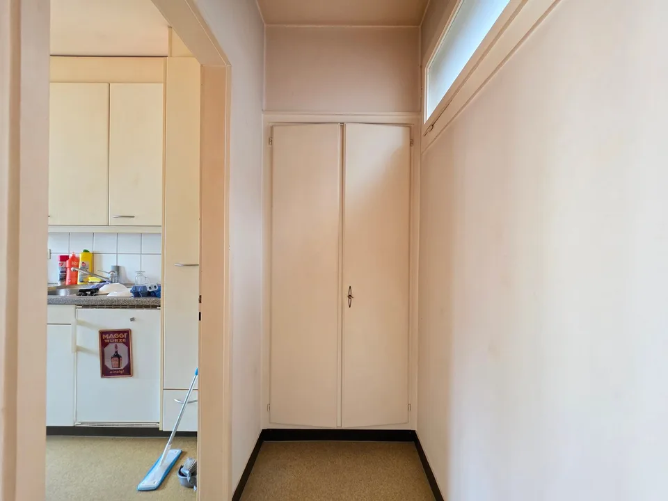 Ampio e luminoso appartamento di 2 locali, in zona residenziale centrale – foto 12 di 19