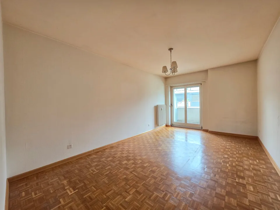 Ampio e luminoso appartamento di 2 locali, in zona residenziale centrale – foto 11 di 19