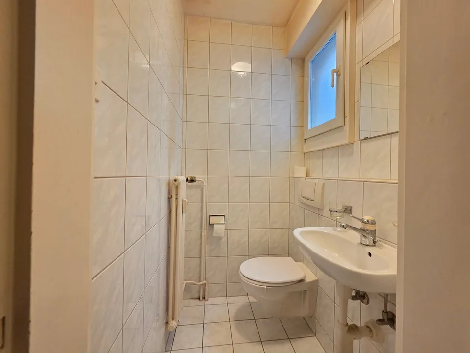 Ampio e luminoso appartamento di 2 locali, in zona residenziale centrale – foto 13 di 19