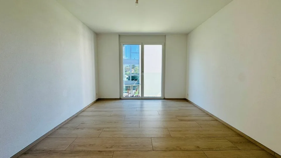 Nachmieter gesucht per 1.12.2026 - neuwertige 2.5-Zimmer-Wohnung in Reinach