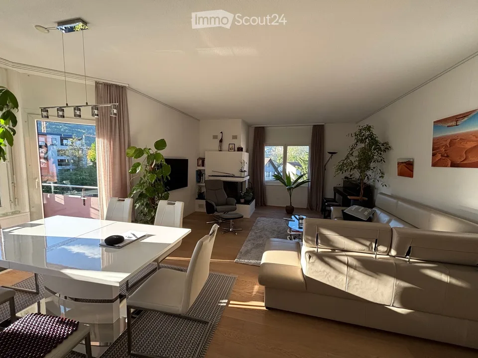 Nidau, 4,5 pièces (semi meublé selon accord), terrasse 20 m² plein sud-ouest, parking