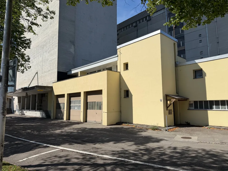 Gewerbefläche am Bahnhof Gossau in Rohbaumiete – Foto 4 von 20