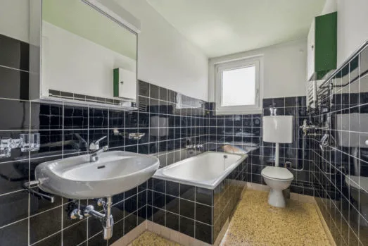 Charmante 5.5-Zimmer-Altbauwohnung in Lanzenhäusern – sofort verfügbar