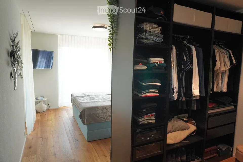 Exklusive 2.5+ Zimmer Eigentumswohnung mit luxuriösem Ausbau
