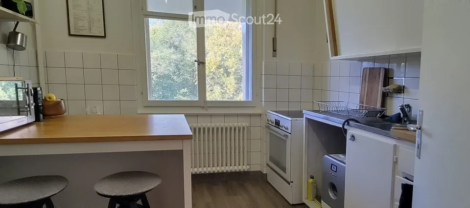 Schönes durchgehendes Apartment nahe M2 (CHUV)