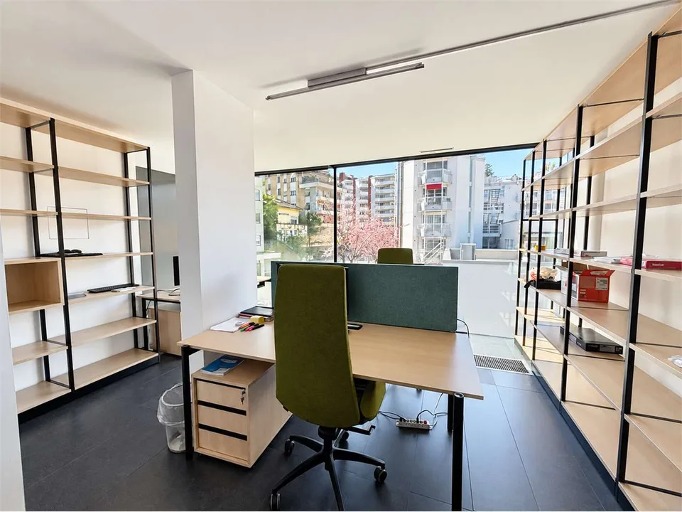 Bureau privé dans un espace professionnel partagé – photo 7 sur 12