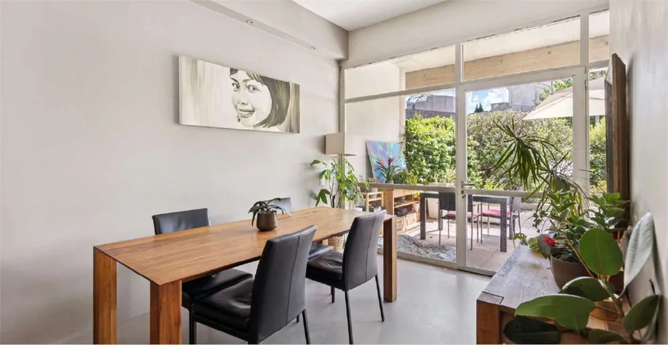 elegante appartamento 3,5 locali con ampio giardino – foto 7 di 13