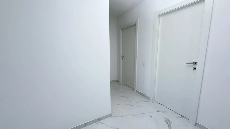 Lugano-Breganzona | Appartement de 3,5 pièces avec terrasse et parking – photo 10 sur 24